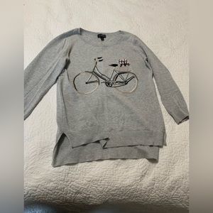 Crew neck long sleeve sweater size XS